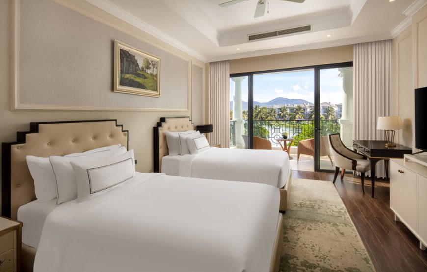 Melia Vinpearl Cam Ranh Beach Resort